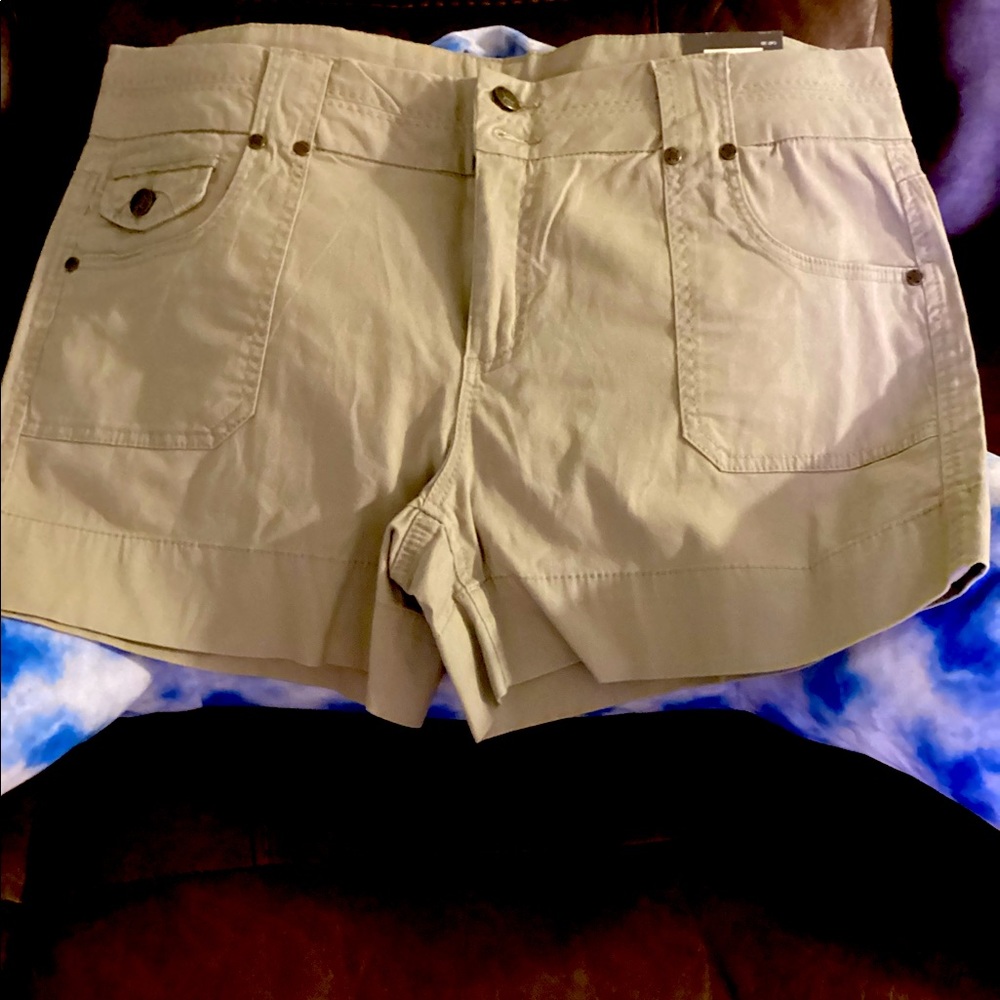 Khaki shorts